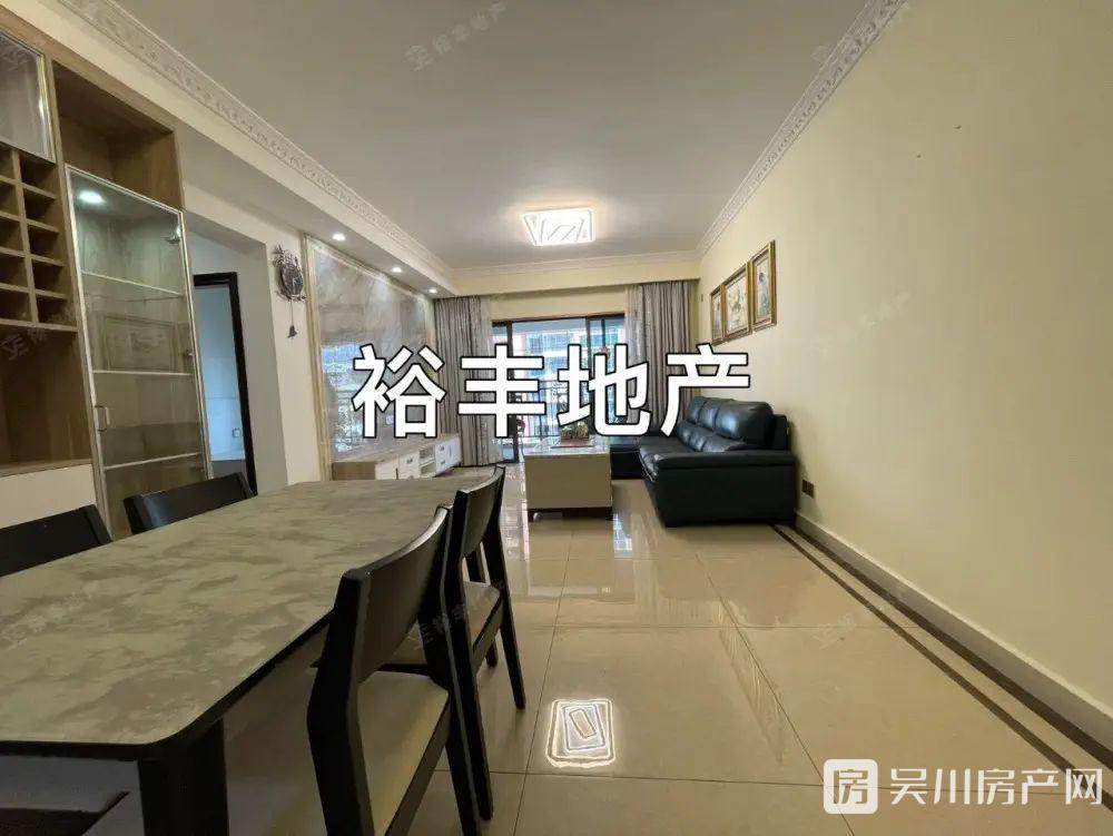 金沙廣場(chǎng) 華府3室2廳2衛(wèi)109平米2300元/月