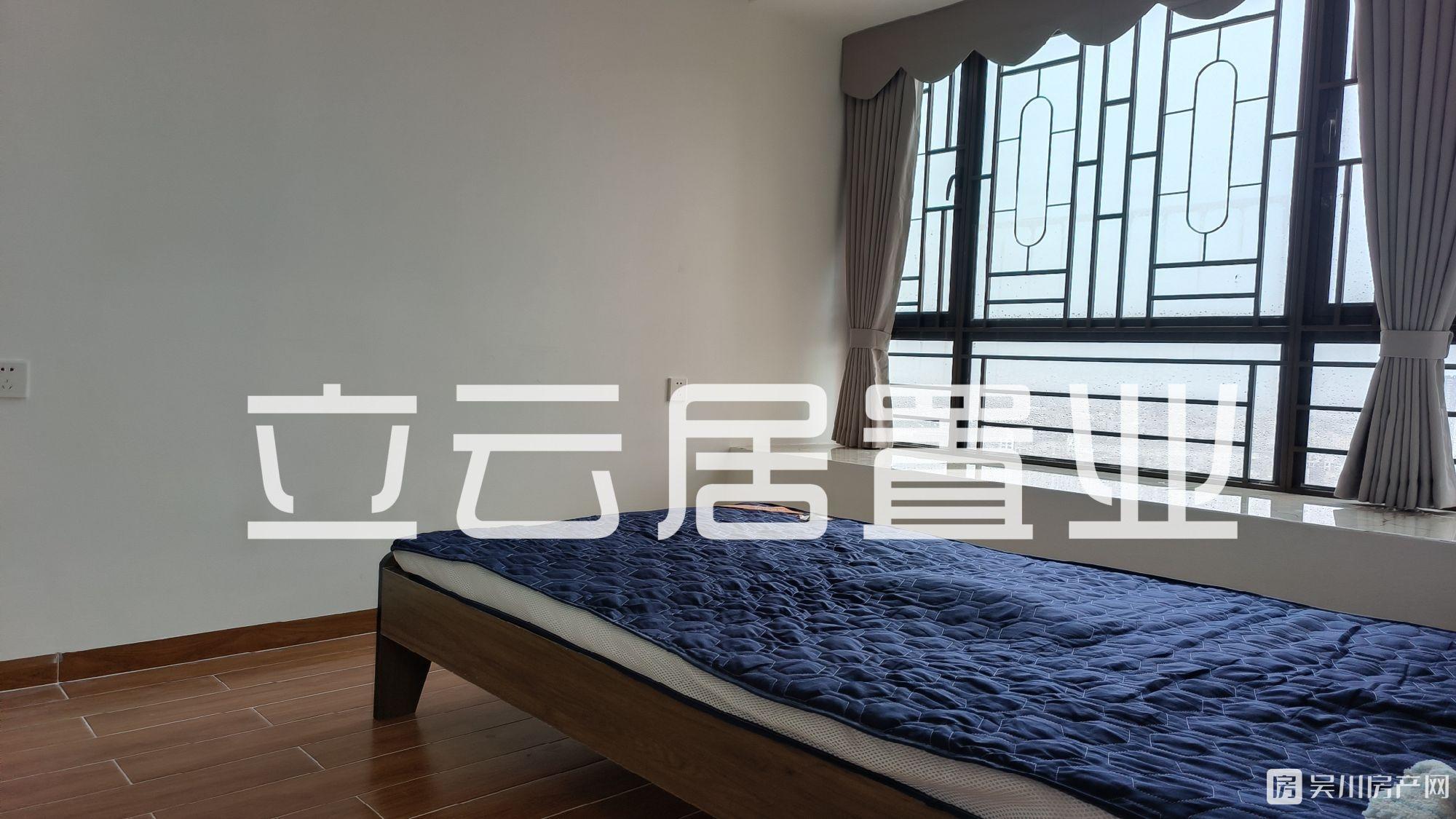 出租御景居3期4室2廳2衛(wèi)123.18平米1500元/月住宅