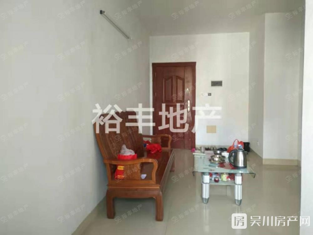 出售裕達(dá)華庭1室1廳1衛(wèi)44平米29萬住宅
