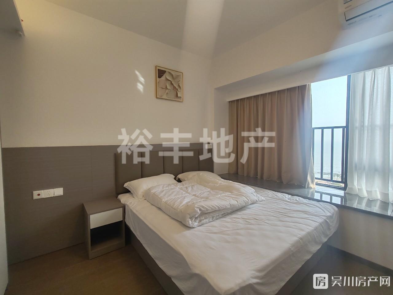 出租雅居樂 明珠灣2室2廳1衛(wèi)84平米1800元