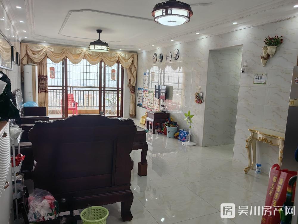 出租財富名門3室2廳2衛(wèi)123平米1600元/月住宅