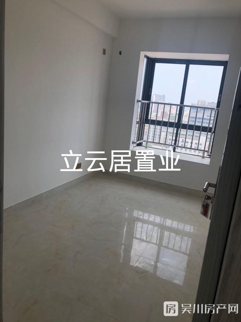 出租幸福名城3室1廳1衛(wèi)168平米2300元/月住宅