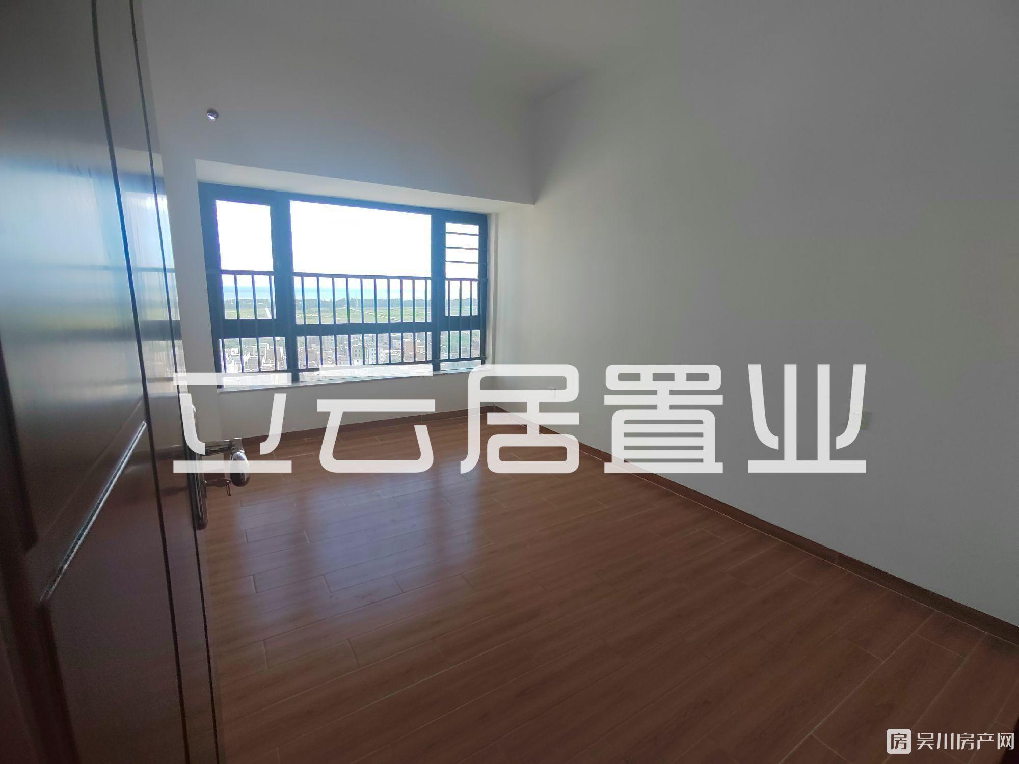 急售海廣 沿江壹號南向中樓層4室2廳2衛(wèi)113平米單價僅5221元
