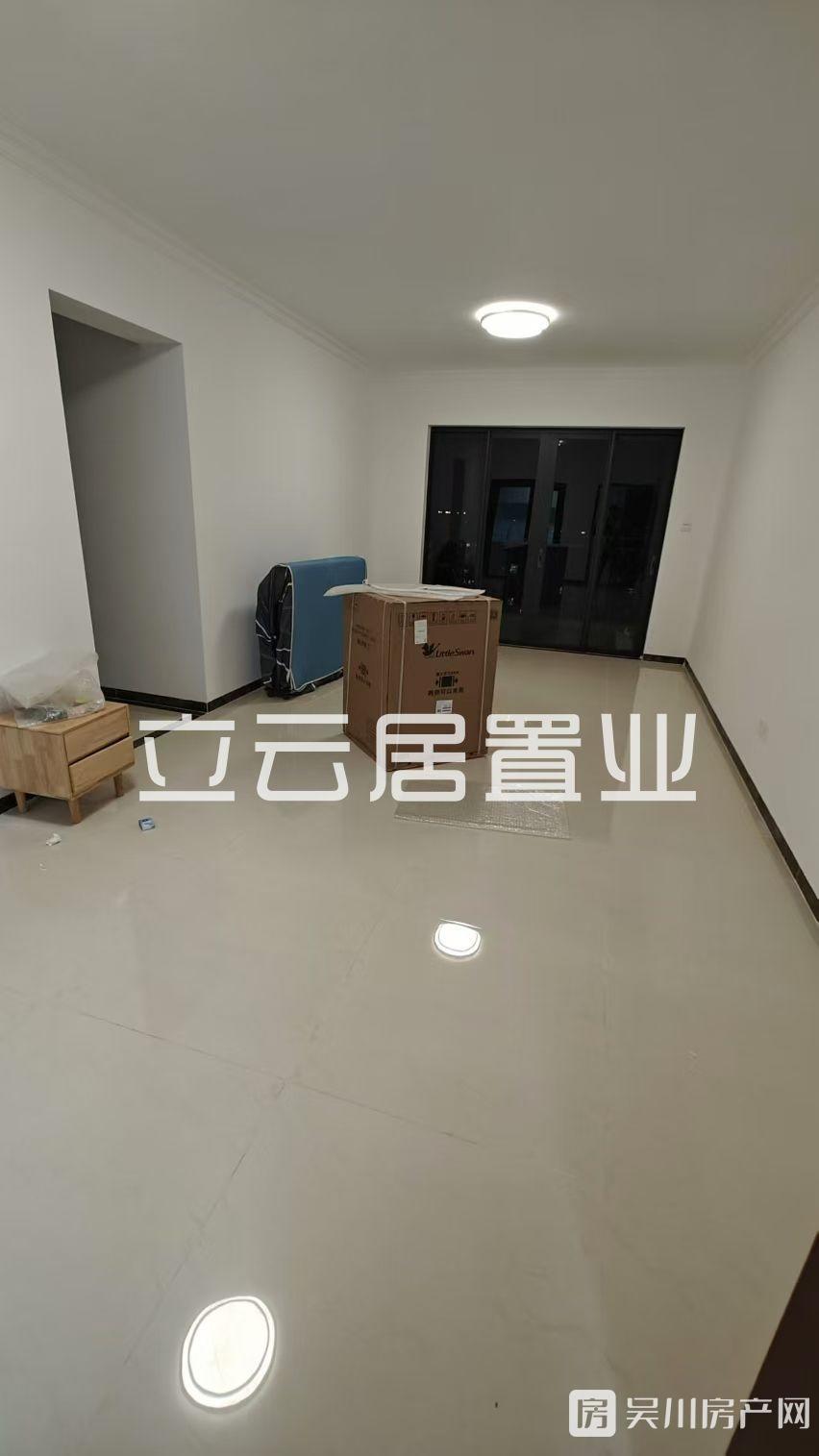 出租海廣 沿江壹號(hào)4室2廳2衛(wèi)101平米家私電齊全1600元/月住宅
