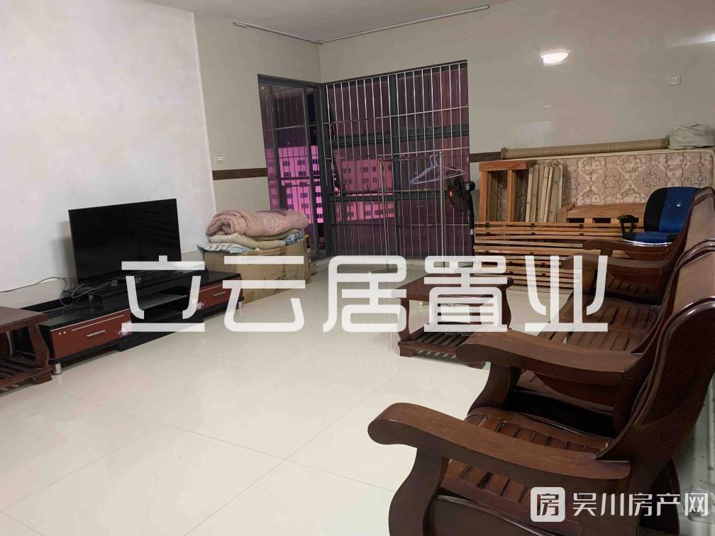 出租同德城4室2廳2衛(wèi)174平米2200元/月住宅