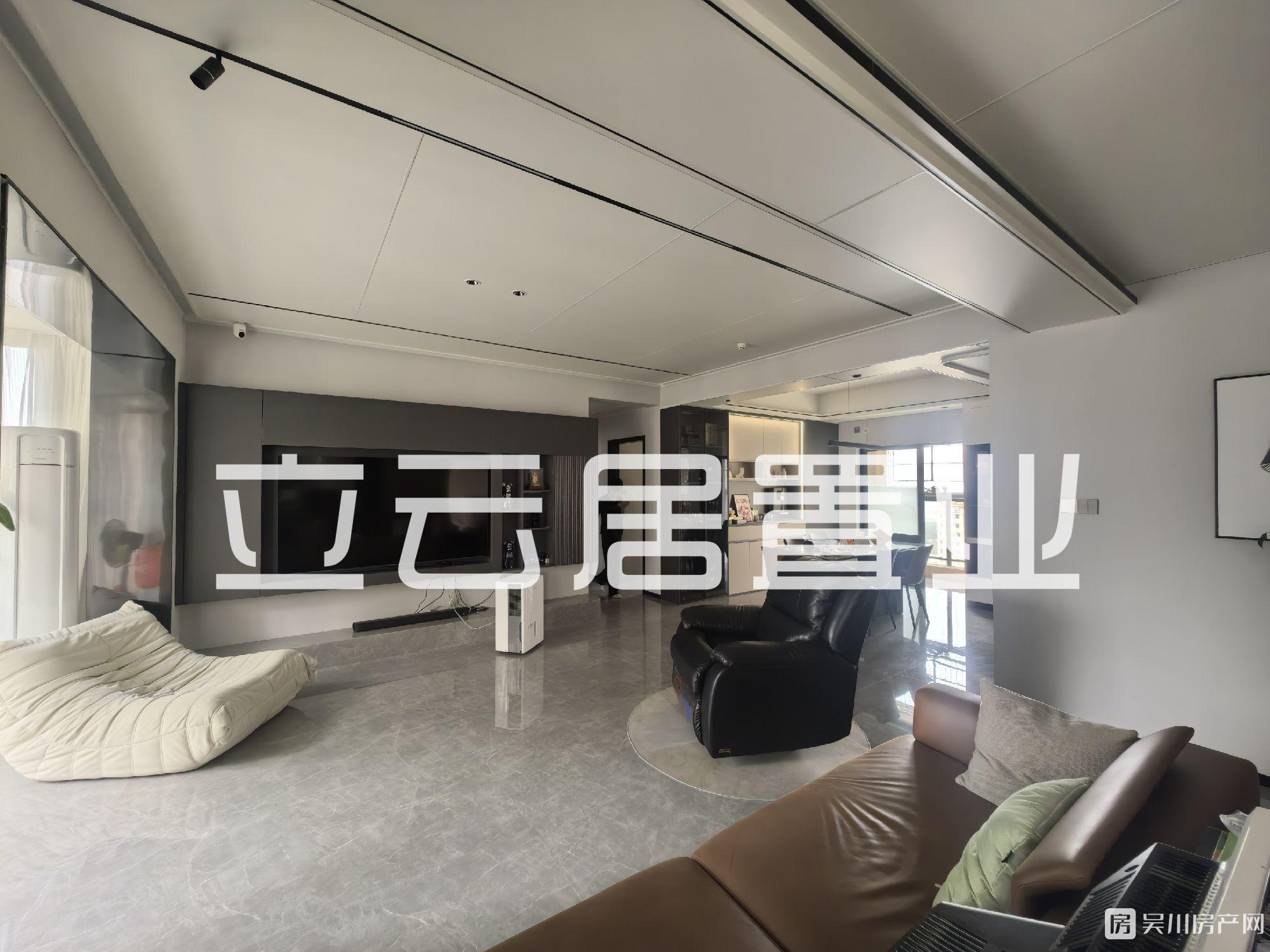 出售裕達(dá)豪庭大4房，豪華裝修，南向拼手速