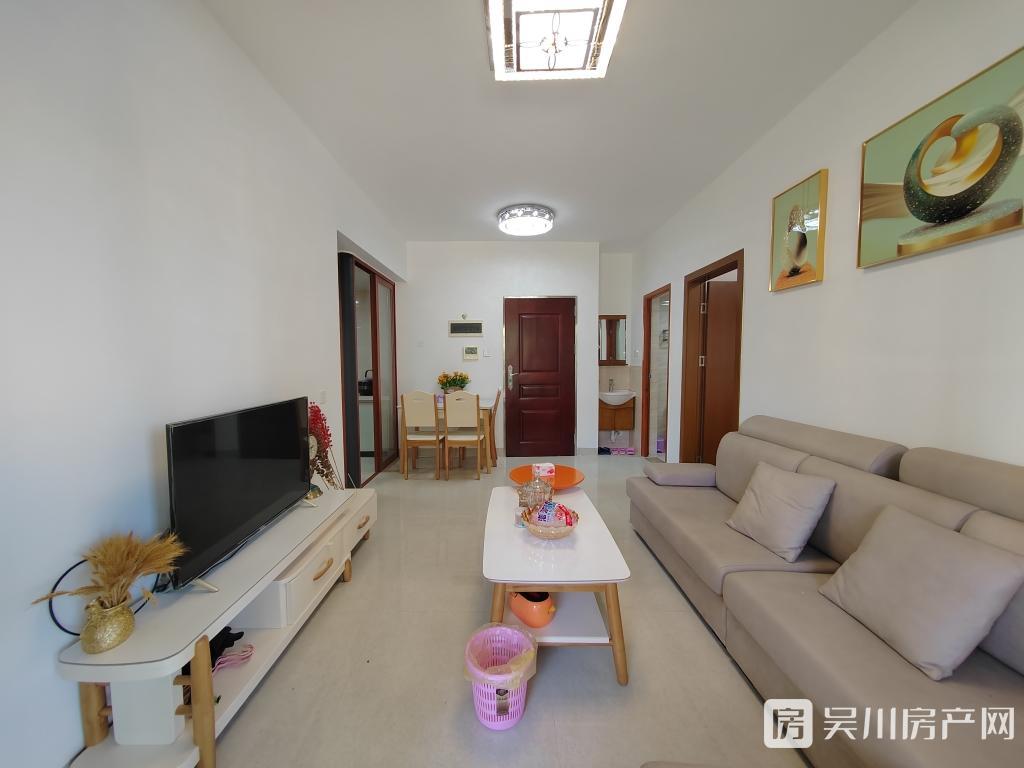 1200元出租吳川第一城溫馨兩房
