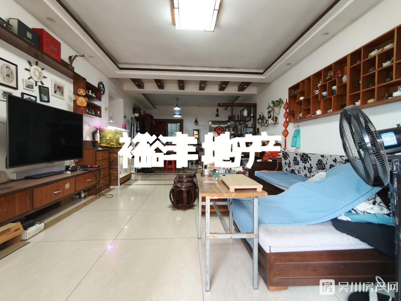出售財富名門3室2廳0衛(wèi)121平米55萬住宅