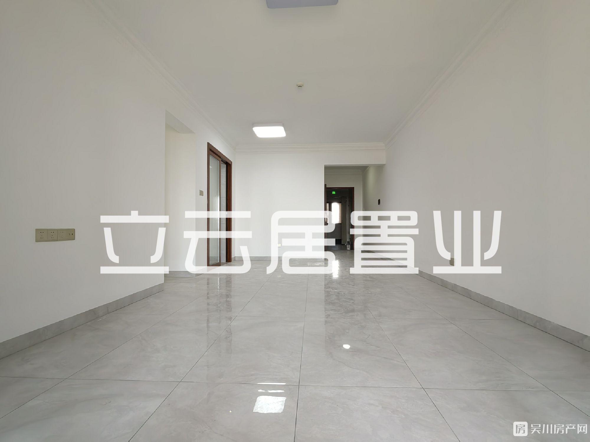 出售華和南國銀苑4室2廳2衛(wèi)109平米83.8萬住宅