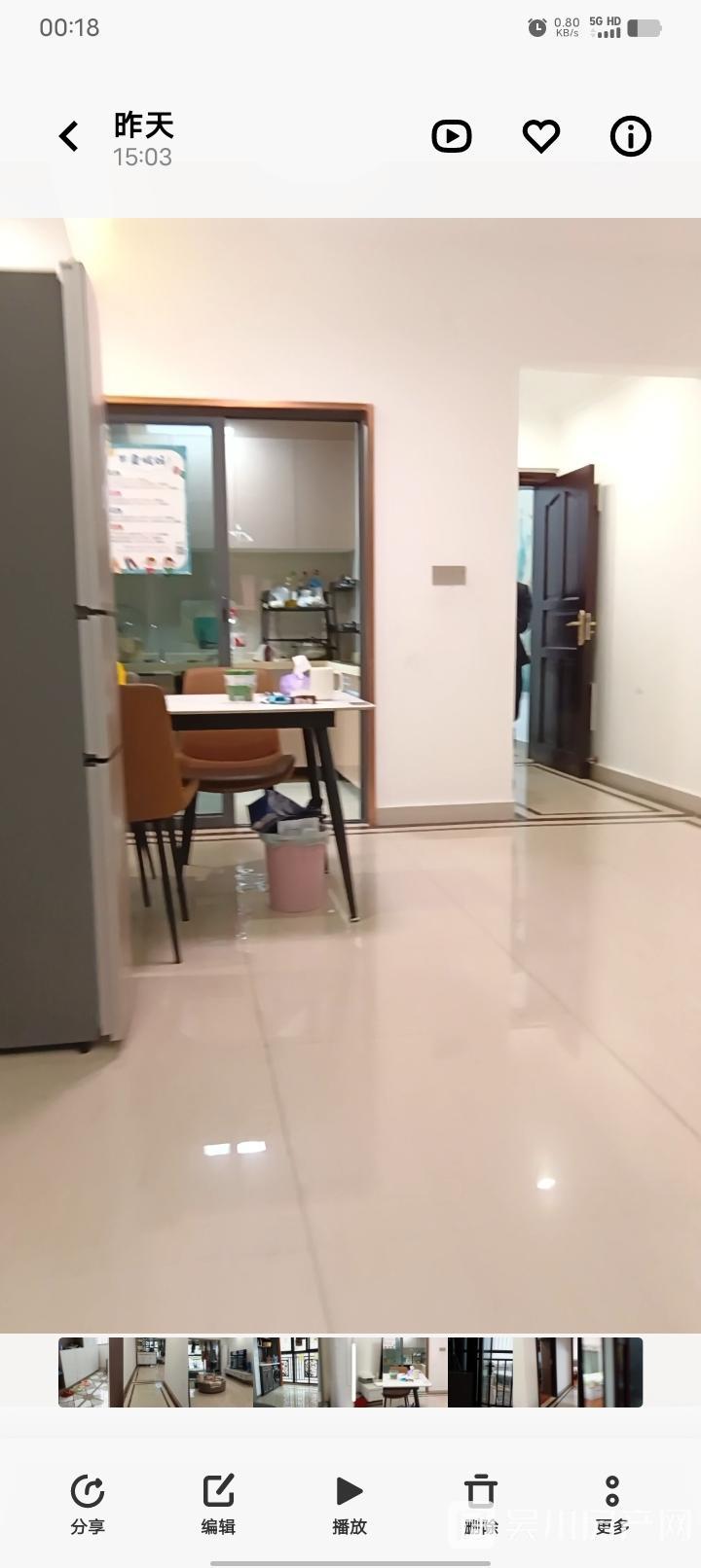 出售金沙廣場 華府3室2廳1衛(wèi)113平米66萬住宅