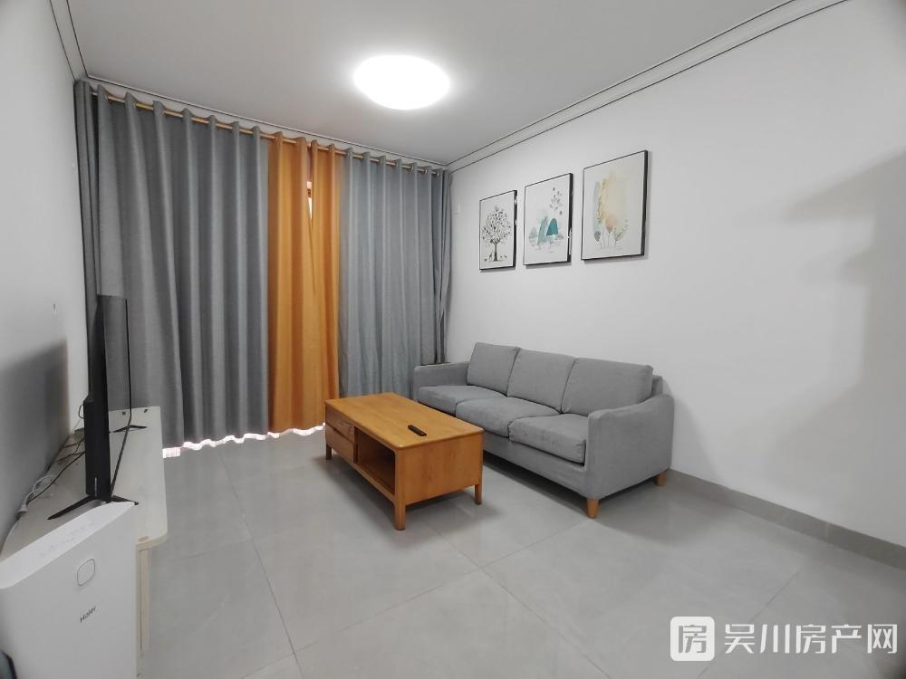 出租金牛小區(qū)2室2廳1衛(wèi)82平米1500元/月住宅