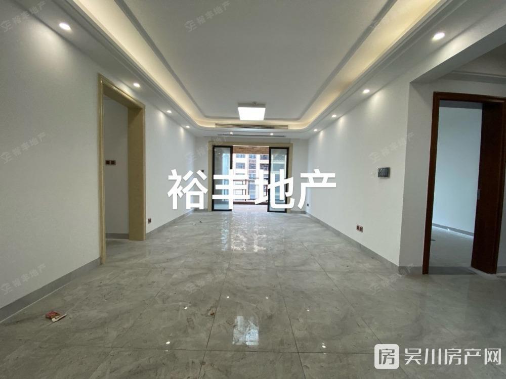 出售華和南國銀苑5室2廳2衛(wèi)116.05平米120萬住宅