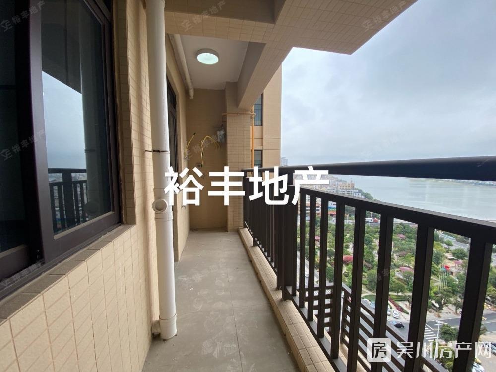 出售華和南國銀苑5室2廳2衛(wèi)116.05平米120萬住宅