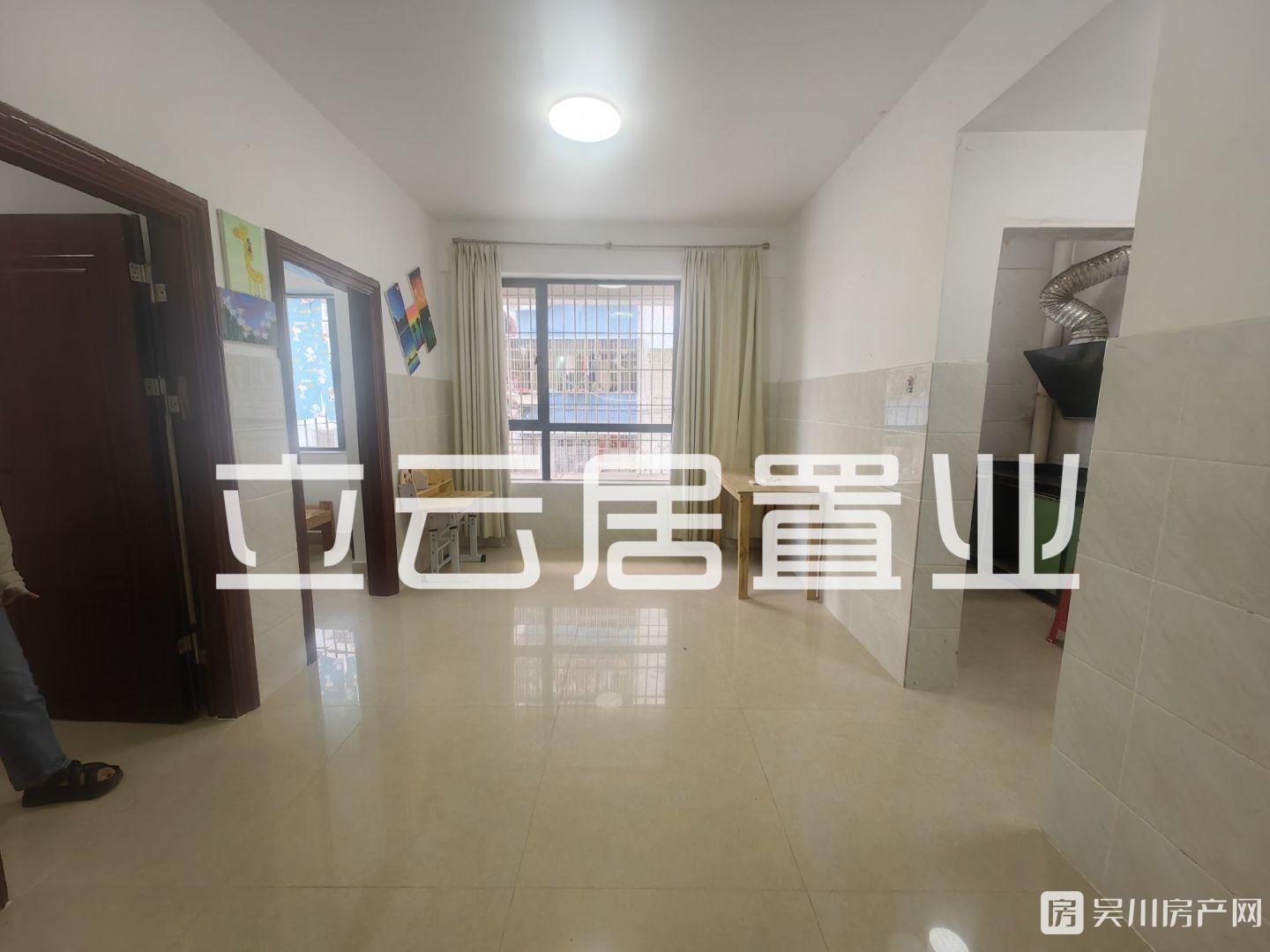 出租教师村2室2厅1卫55平米750元/月住宅