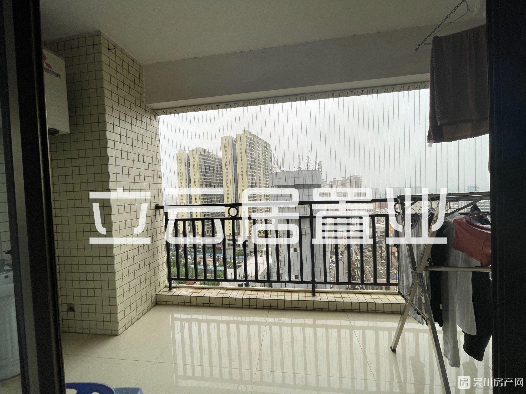 出售金泉廣場3室2廳2衛(wèi)137平米單價(jià)4526蚊
