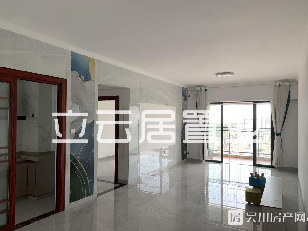 出售名雅居 學(xué)府里3室2廳2衛(wèi)110平米58.8萬(wàn)住宅