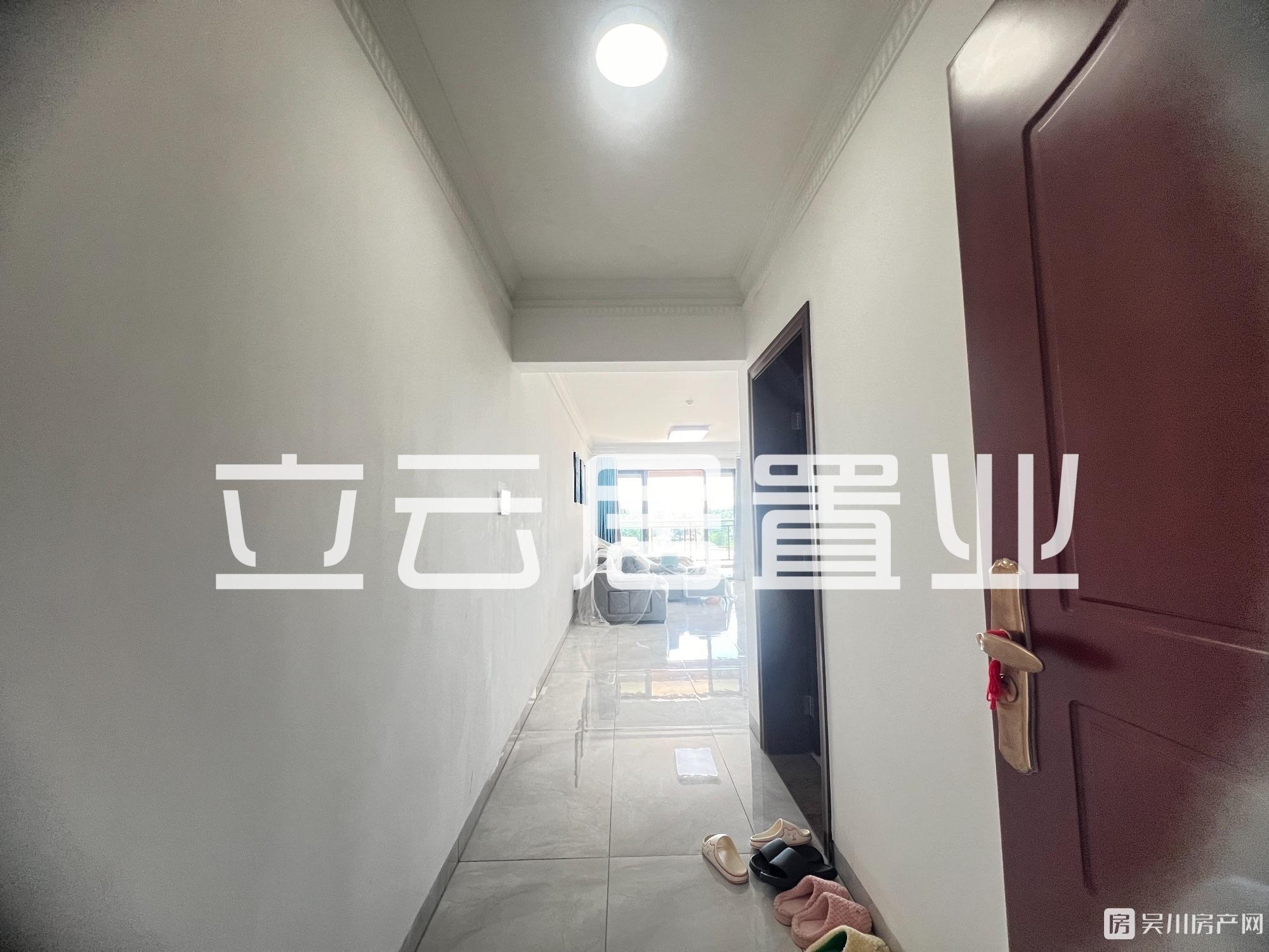 出售華和南國茗苑4房，可入讀清源小學(xué)，吳川第一小學(xué)83.8萬住宅