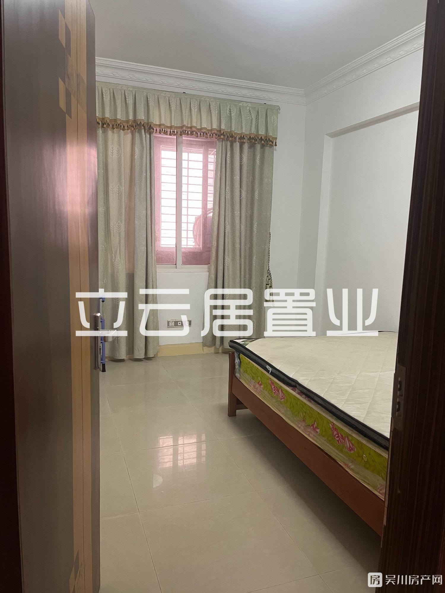 新華3室2廳2衛(wèi)142平米僅售45萬有想法私聊