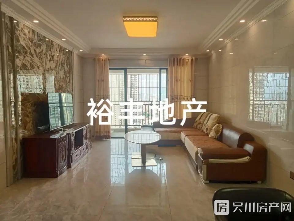 時(shí)代名城3室2廳2衛(wèi)131平米1600元/月