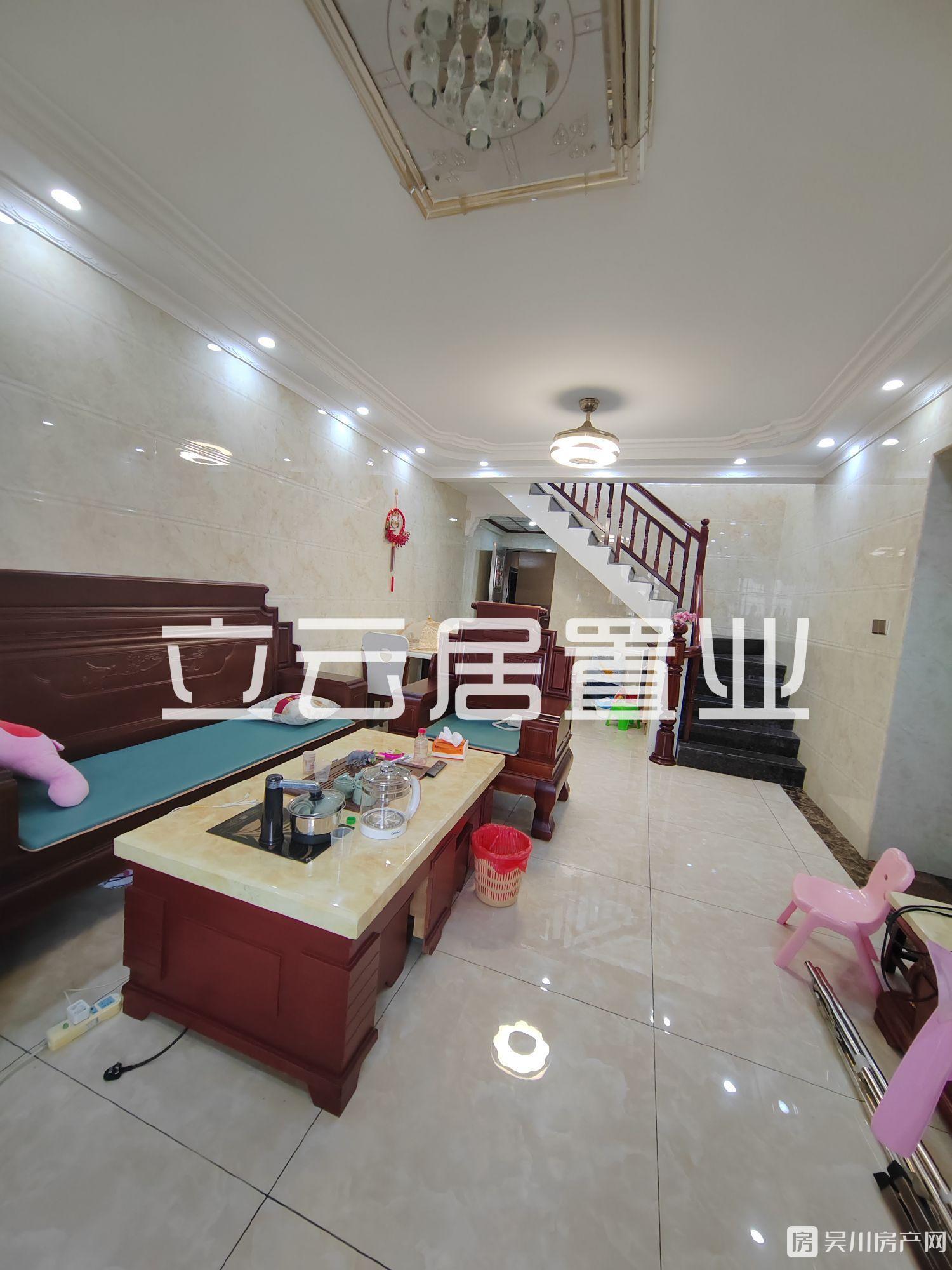 復式兩層電梯房，4300一方！財富名門4室2廳3衛(wèi)155平米67萬住宅