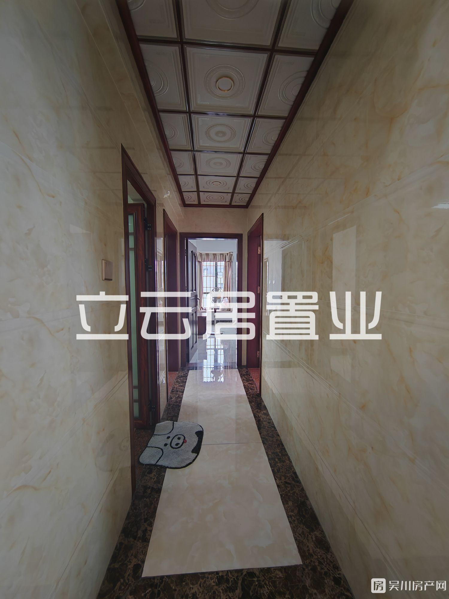 復(fù)式兩層電梯房，4300一方！財富名門4室2廳3衛(wèi)155平米67萬住宅