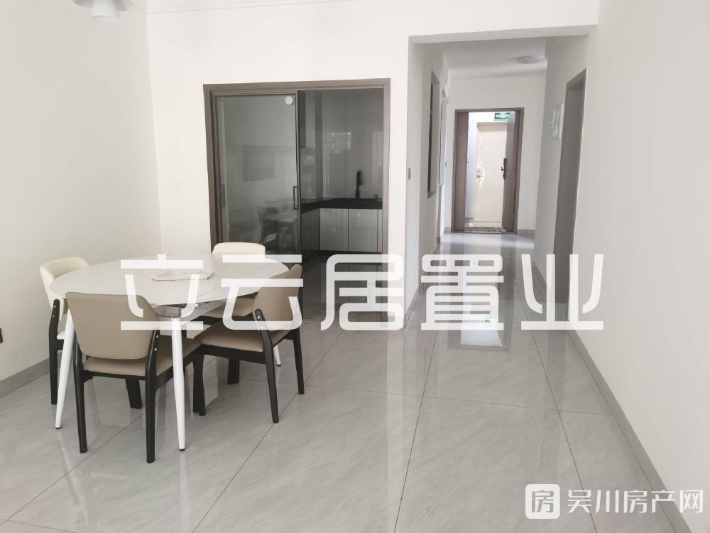 出租匯景藍(lán)灣4室2廳2衛(wèi)129平米1800元/月住宅