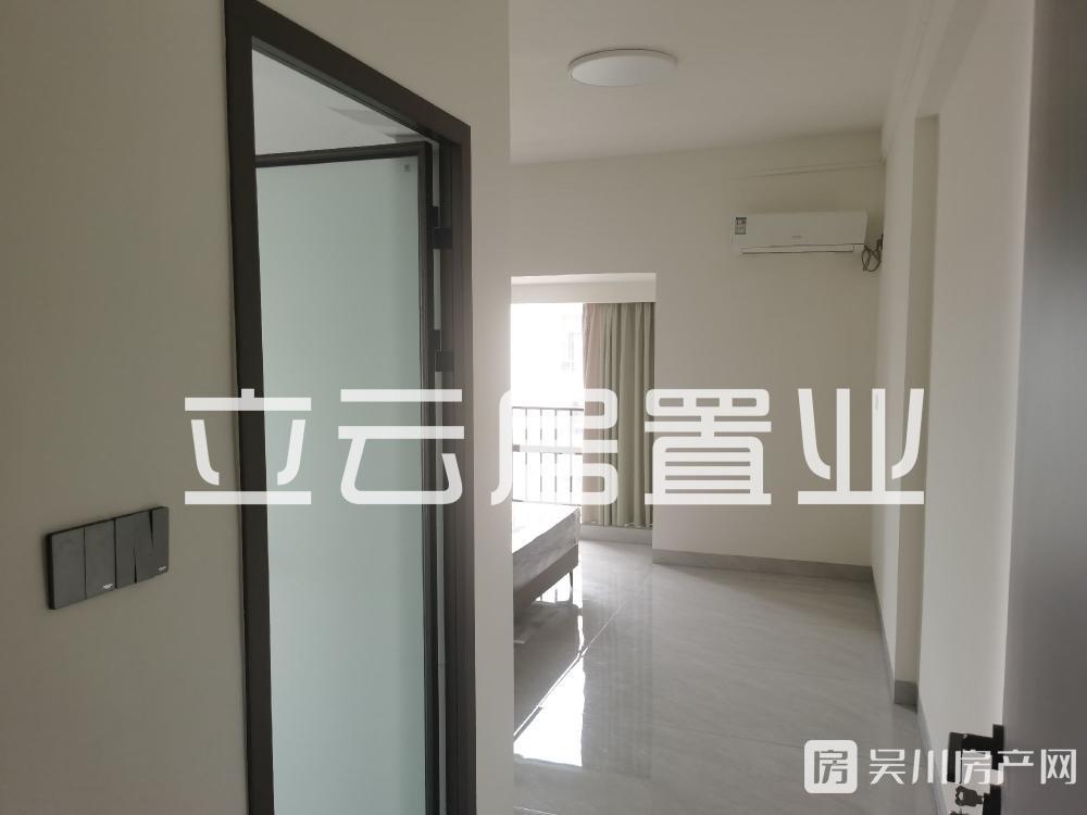出租匯景藍(lán)灣4室2廳2衛(wèi)129平米1800元/月住宅