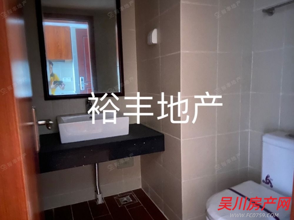鼎龍灣國際海洋度假區(qū)電梯精裝：1室1廳1衛(wèi)，僅18萬