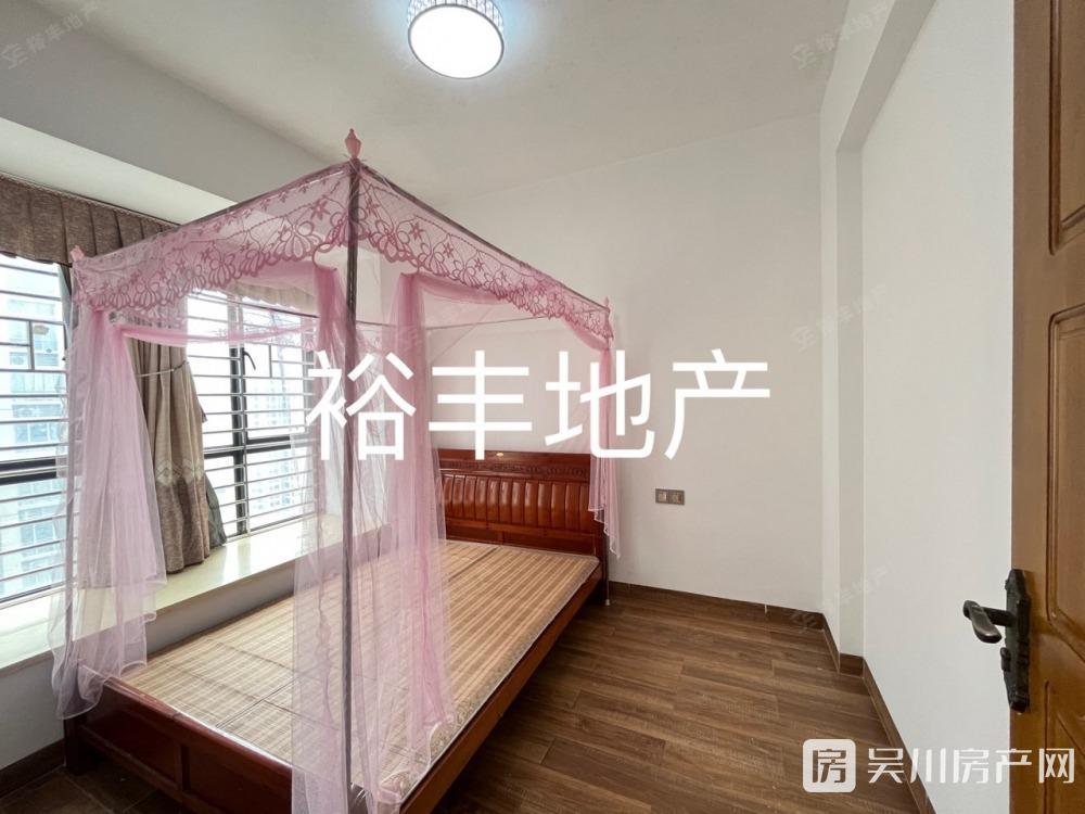 出租海岸 萬和城3室2廳1衛(wèi)89平米1380元/月住宅