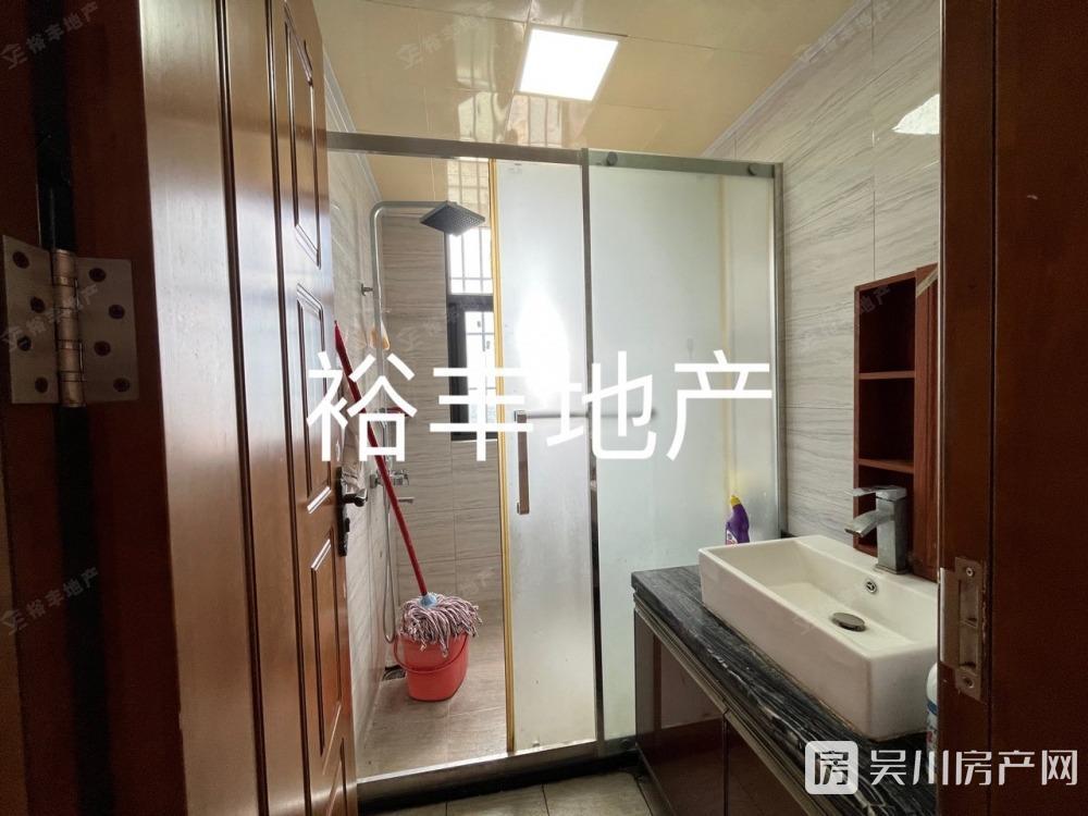 出租海岸 萬和城3室2廳1衛(wèi)89平米1380元/月住宅
