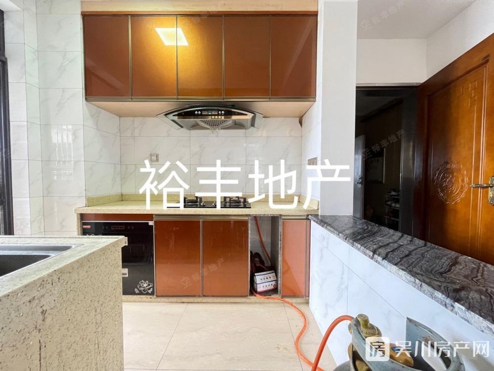 出租海岸 萬和城3室2廳1衛(wèi)89平米1380元/月住宅