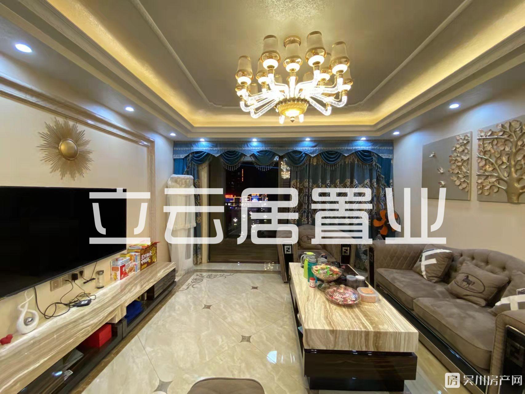 出售海逸半島4室2廳2衛(wèi)180平米135萬住宅 豪裝，拎包入住