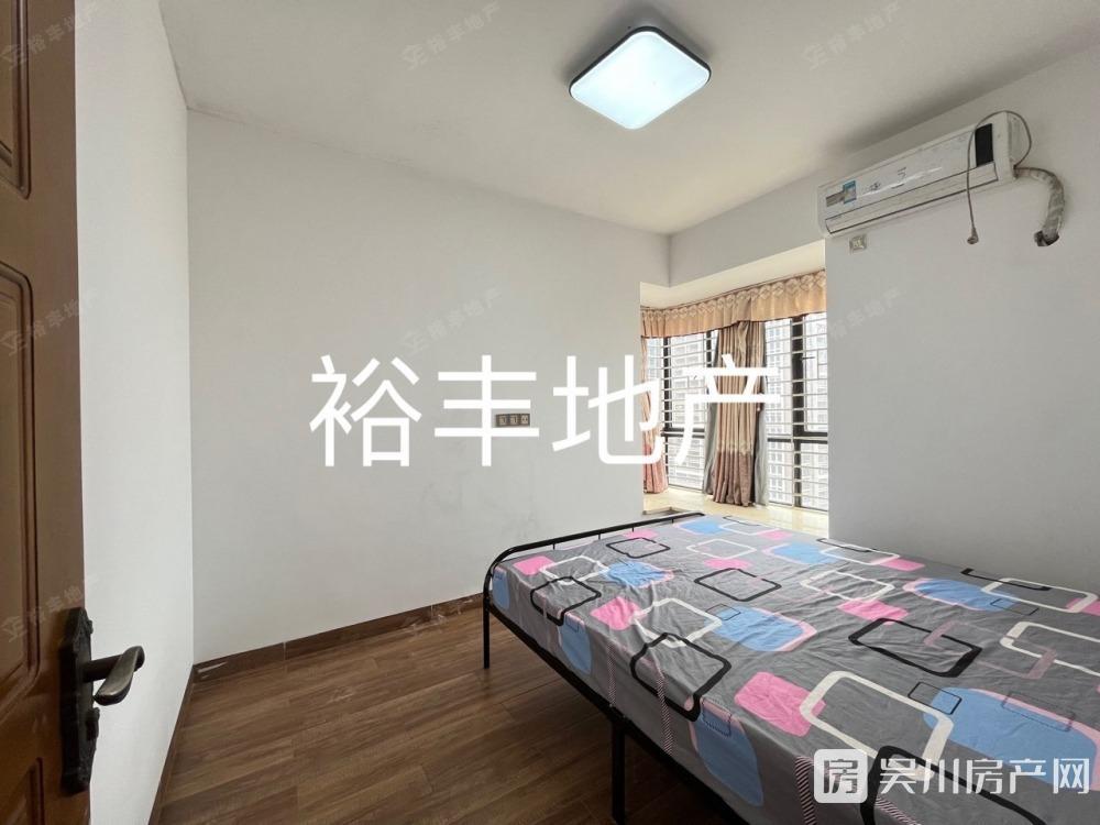 出租海岸 萬和城3室2廳1衛(wèi)89平米1380元/月住宅