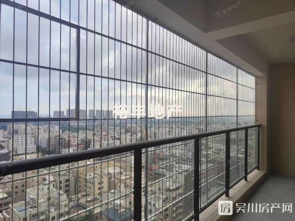 出售裕達豪庭4室2廳2衛(wèi)118平米90萬住宅