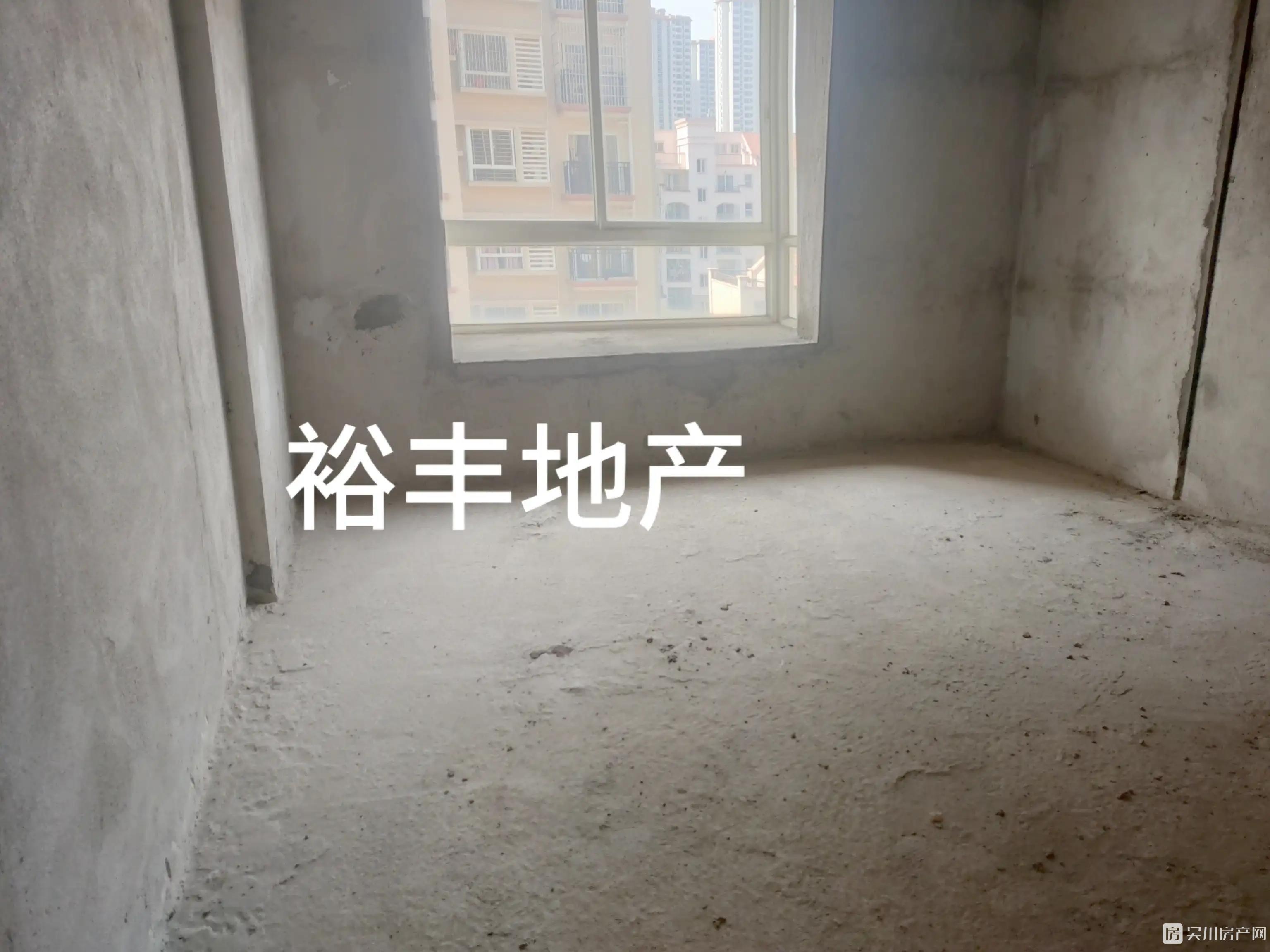 實(shí)拍真房出售錦繡華景2室2廳1衛(wèi)90.03平米36萬(wàn)住宅