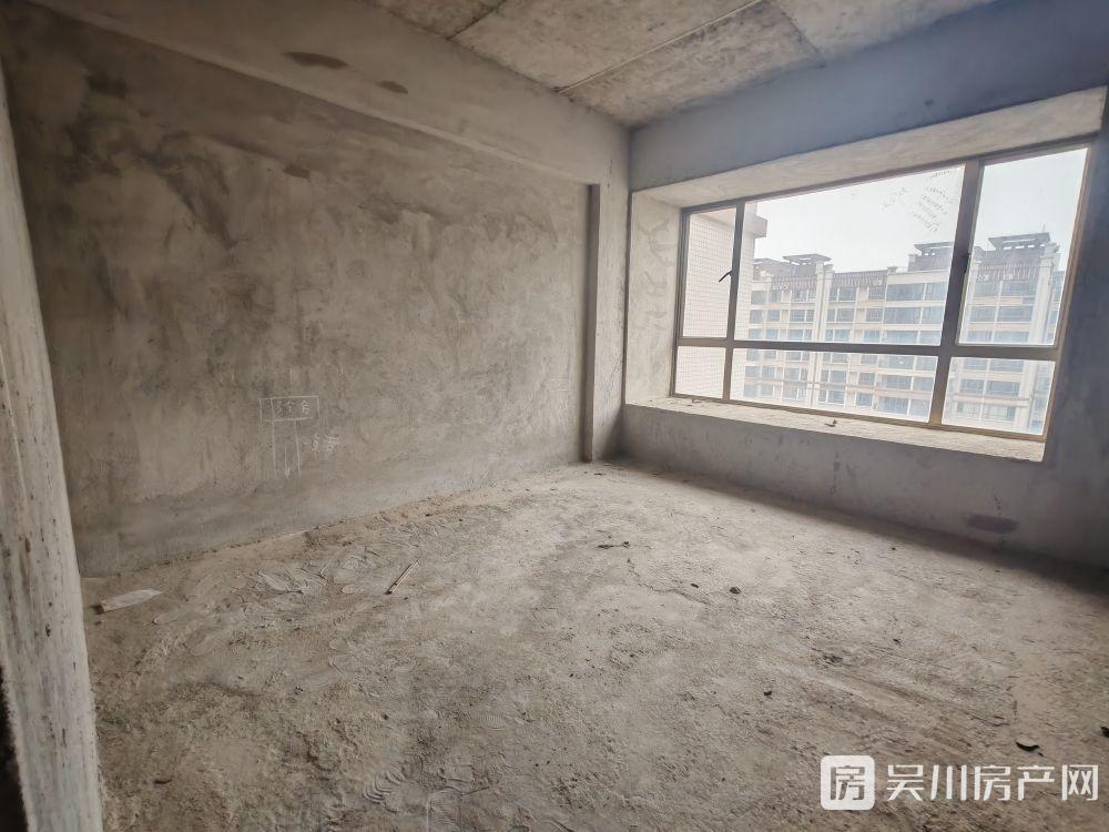 出售碧海園4室2廳3衛(wèi)158平米79萬住宅