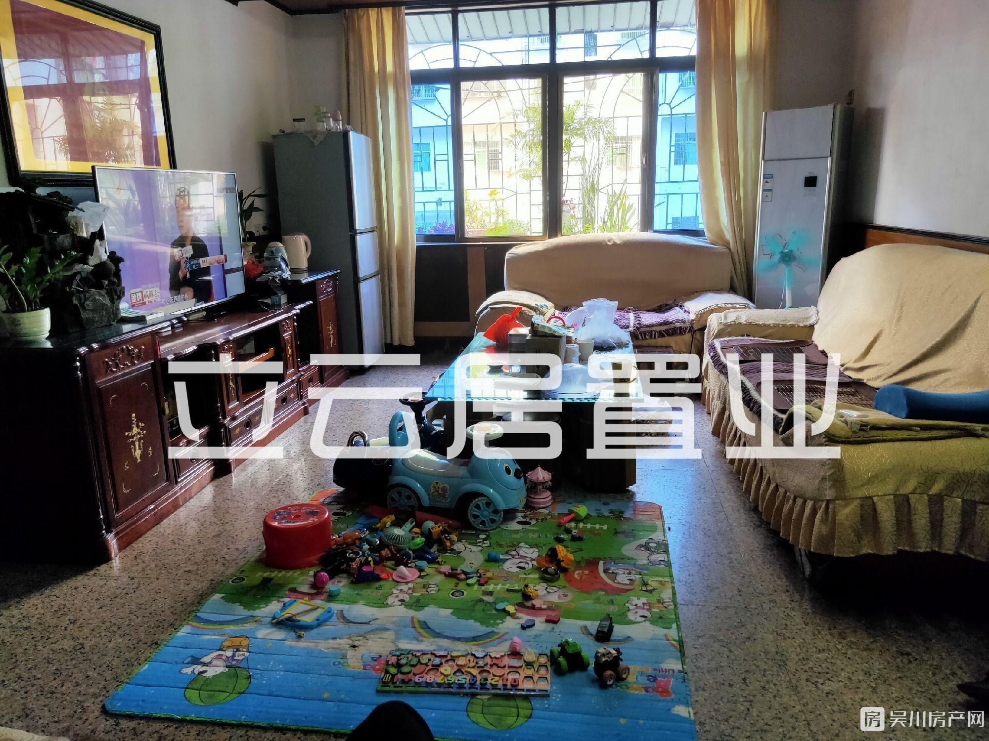 出售八達(dá)街3室2廳1衛(wèi)86平米25萬(wàn)住宅