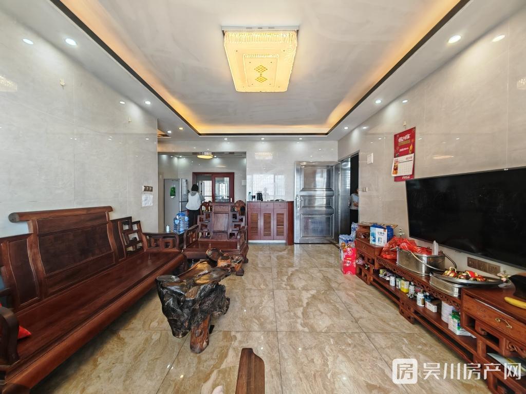 78萬出售沿江半島江景精裝4房