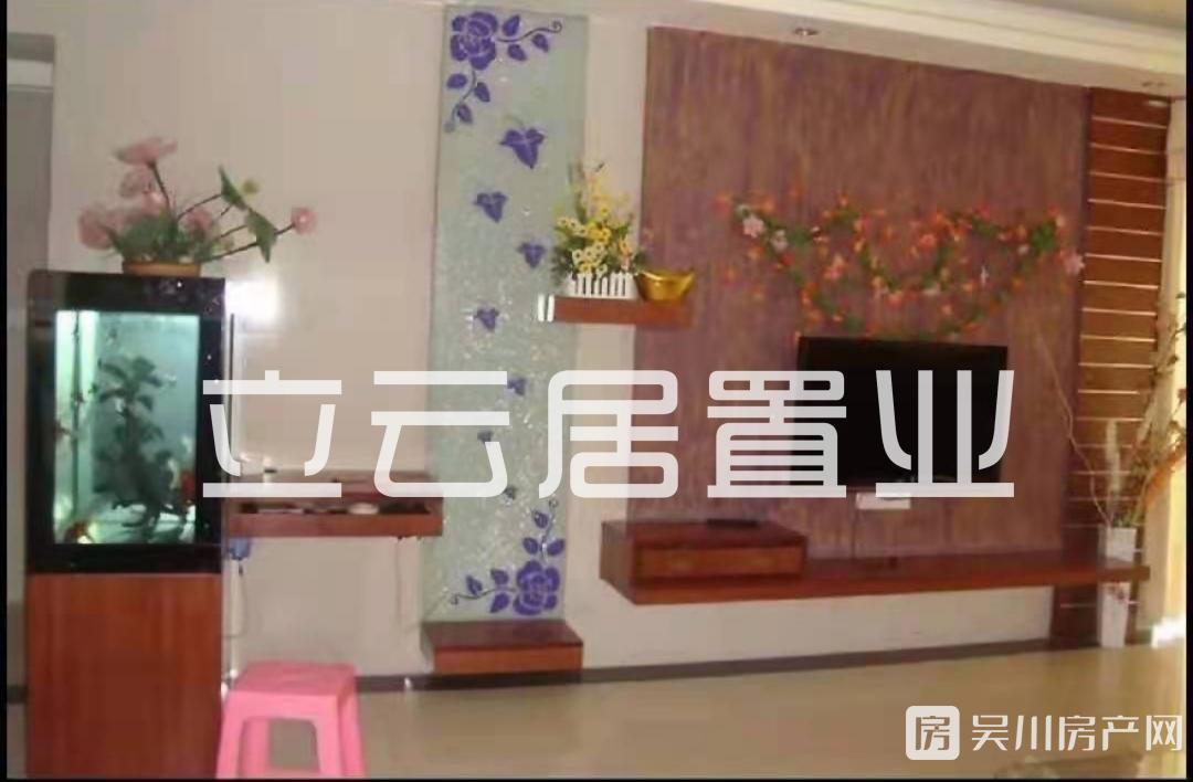 天怡居4室2廳2衛(wèi)144.65平米55萬可以入讀新華小學(xué)