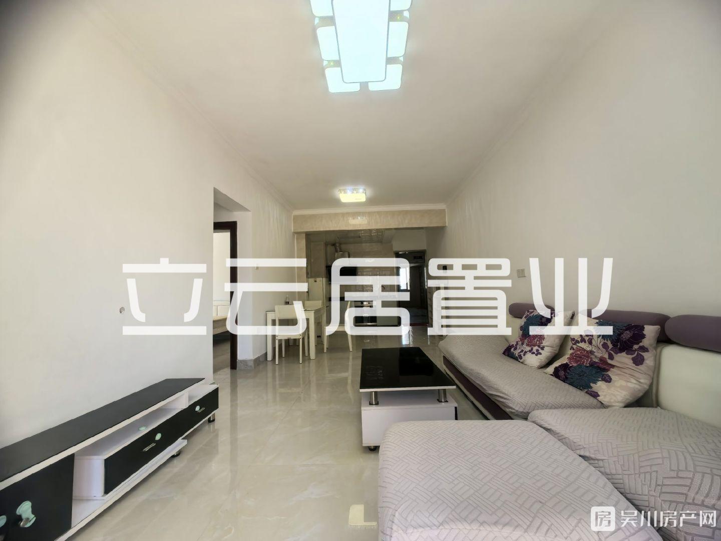 出租海岸 万和城2室2厅1卫75平米1300元/月住宅