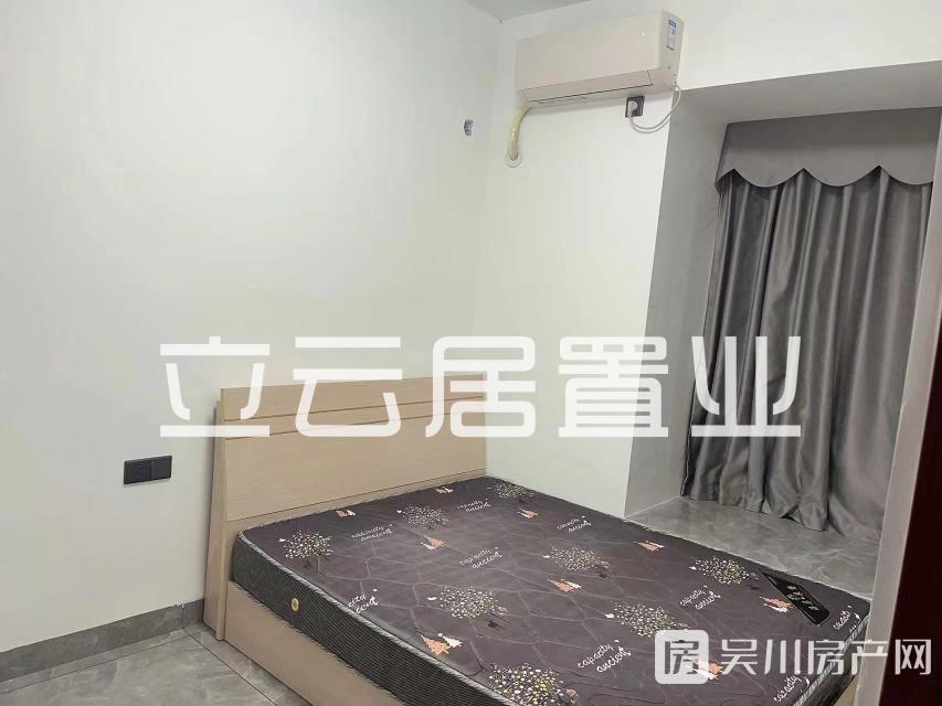 出租海岸 萬和城2室2廳1衛(wèi)75平米1800元/月住宅