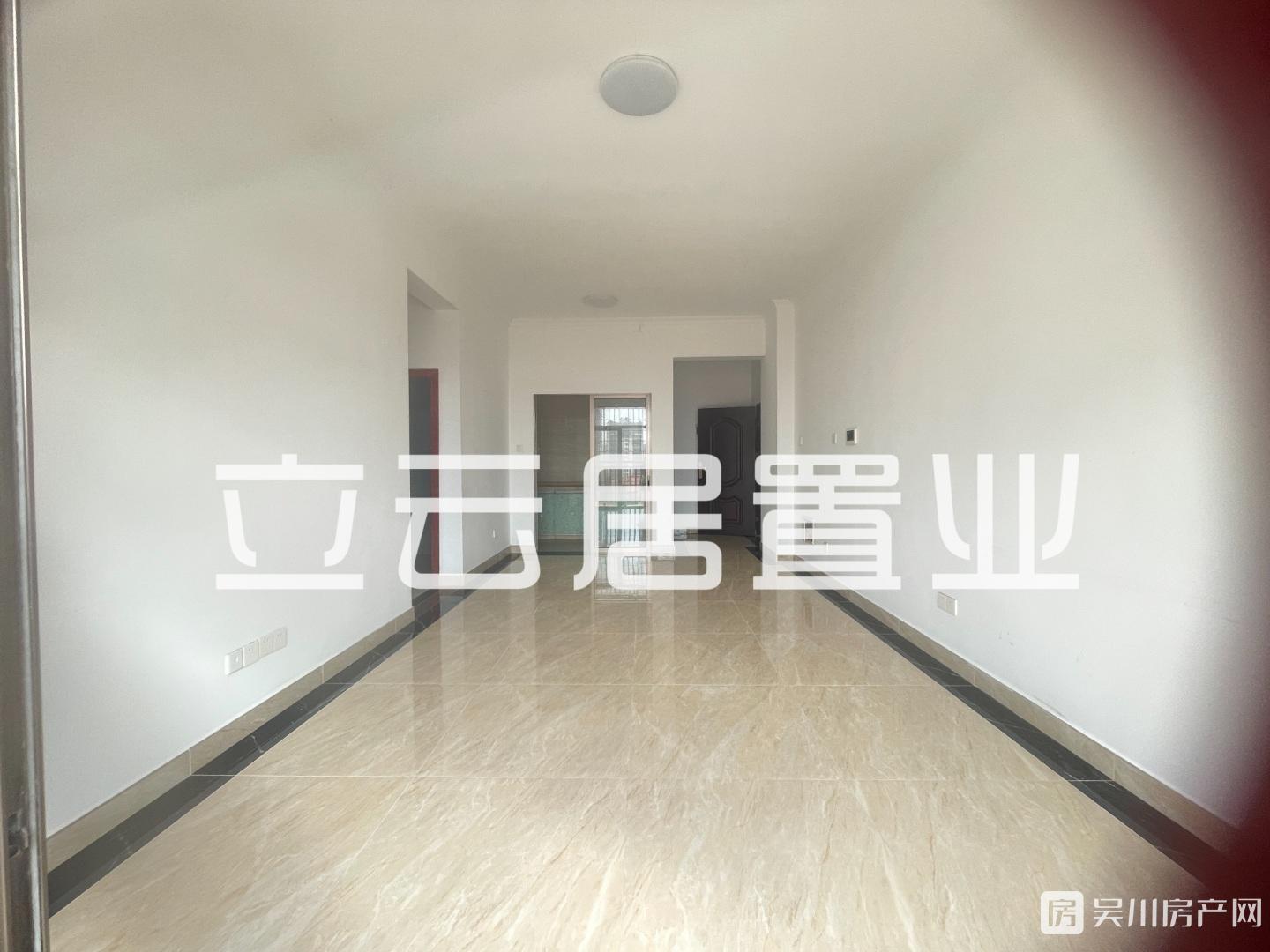出租海景花園2室1廳1衛(wèi)86平米800元/月住宅