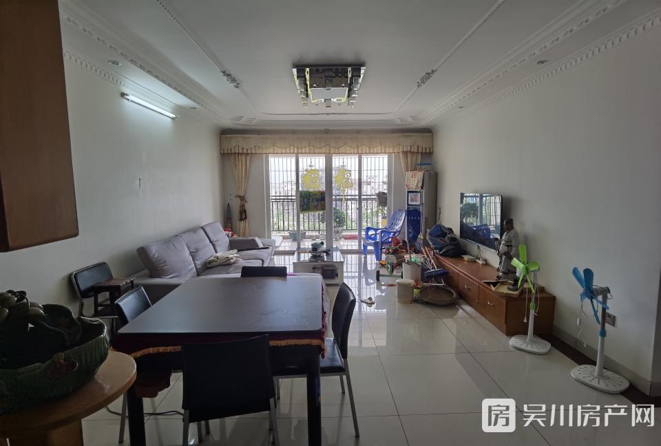 锦绣华景三室两厅两卫环境舒适 只要57W