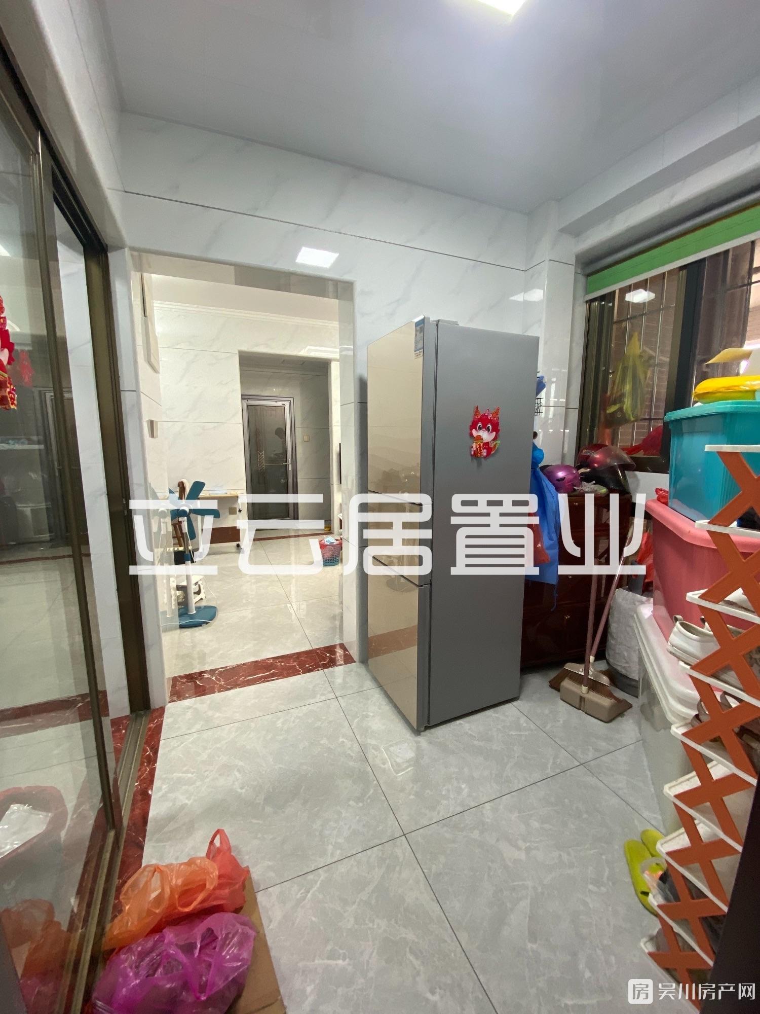 出售匯景藍(lán)灣2室2廳1衛(wèi)61平米35.8萬(wàn)住宅