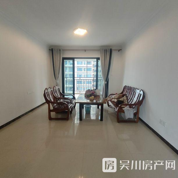 出租沿江壹號精裝四房，南北對流，采光好，通風(fēng)透氣，房屋新凈，拎包入住，看房方便