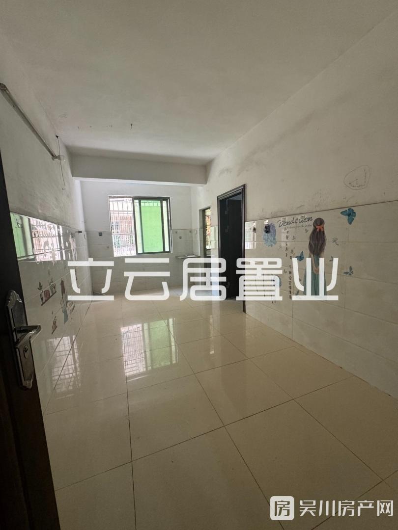 建興小學(xué)附近思源屋1室1廳1衛(wèi)40平米550元/月住宅