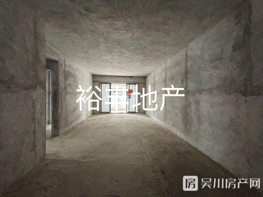 出售匯景藍(lán)灣4室2廳2衛(wèi)129平米55.3萬(wàn)住宅