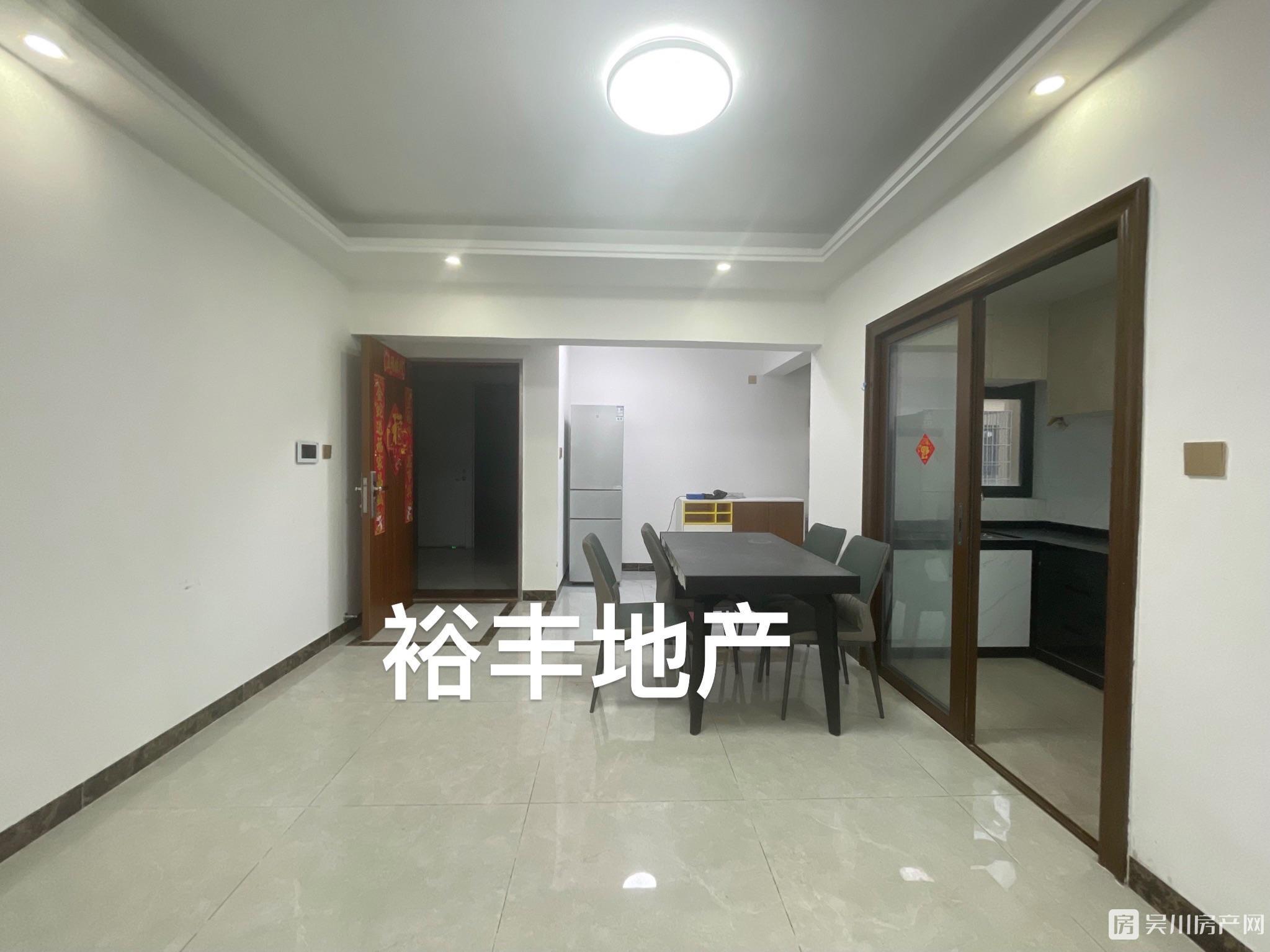 出租壹號公館2室2廳2衛(wèi)86平米1600元/月住宅