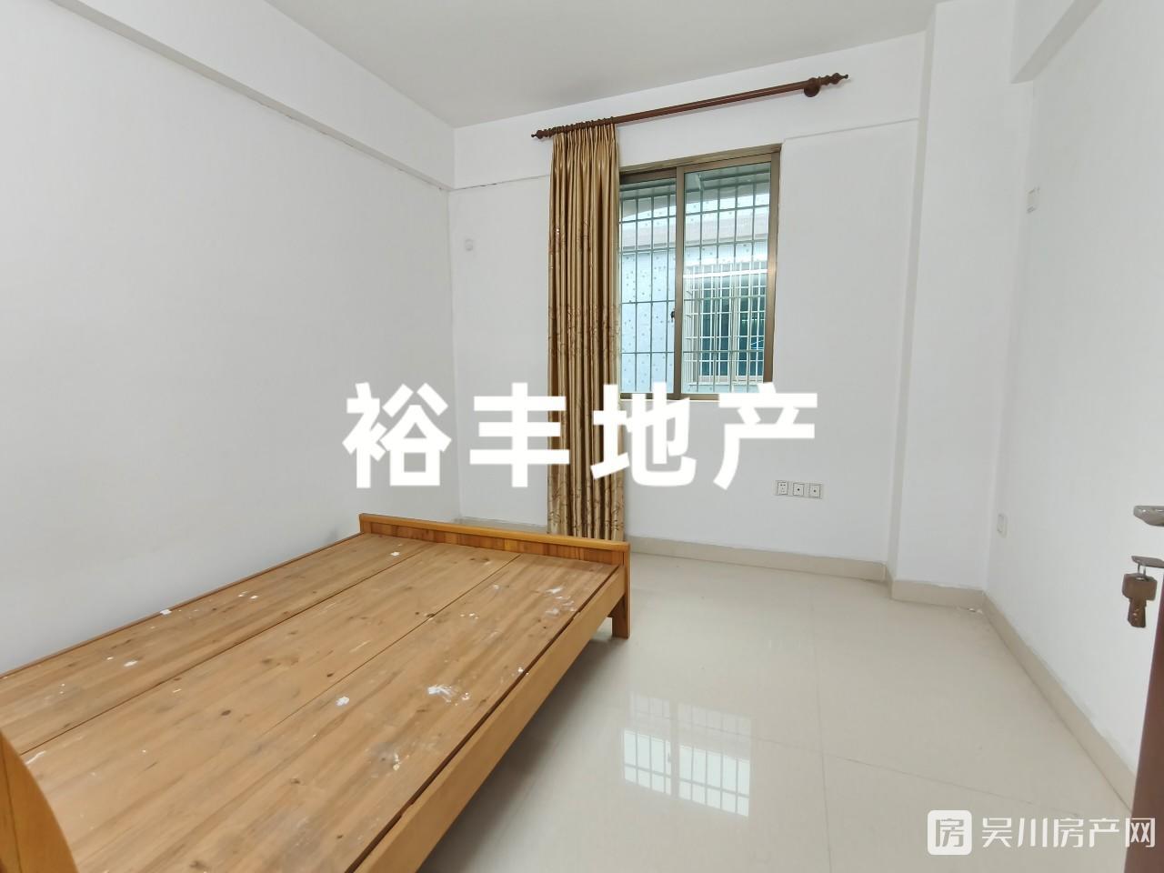 出售金牛小區(qū)3室2廳1衛(wèi)88.38方30萬！