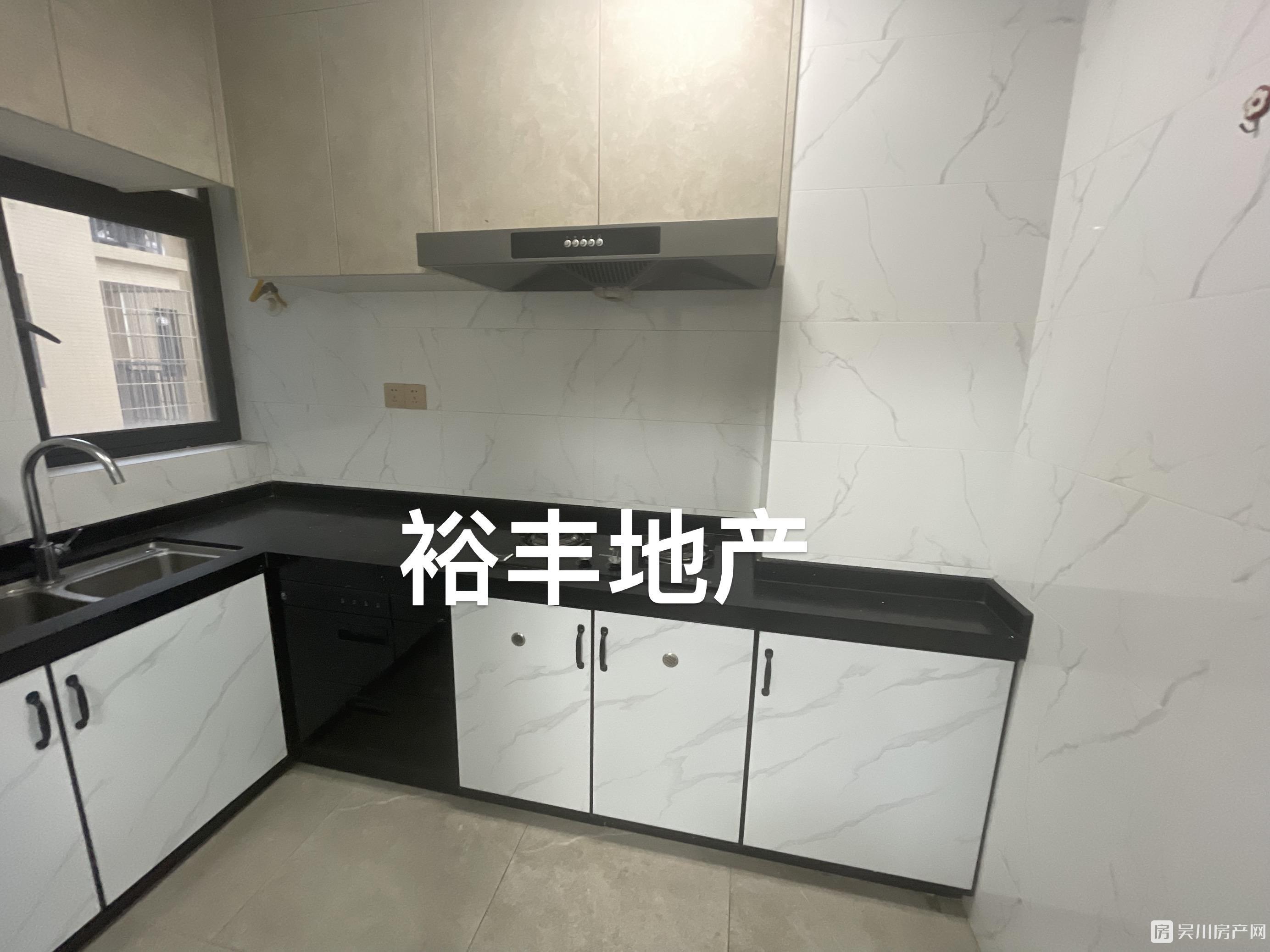 出租壹號公館2室2廳2衛(wèi)86平米1600元/月住宅